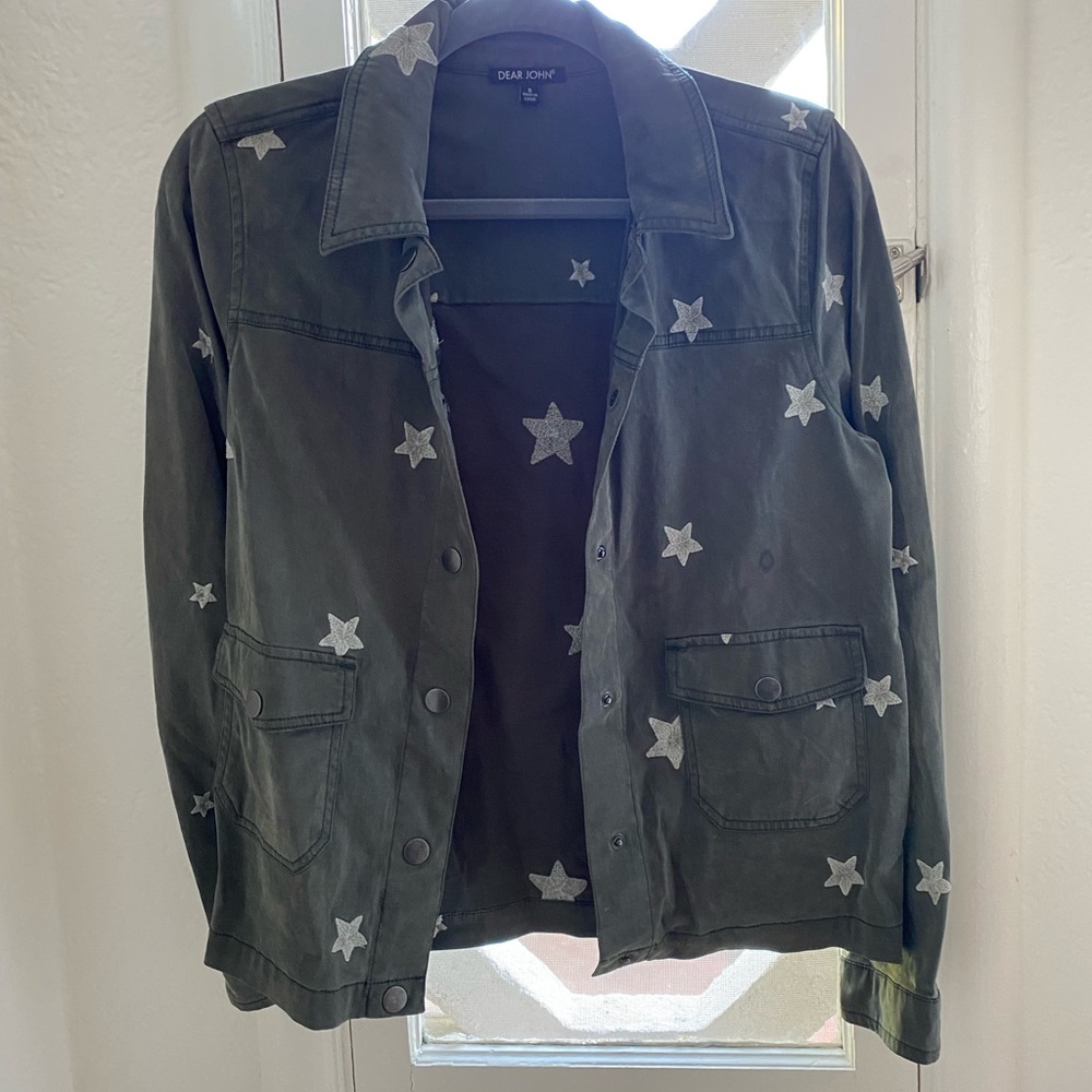 Green star print jacket